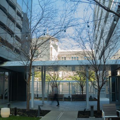 Entrance and courtyard to UHD@1801 Main.